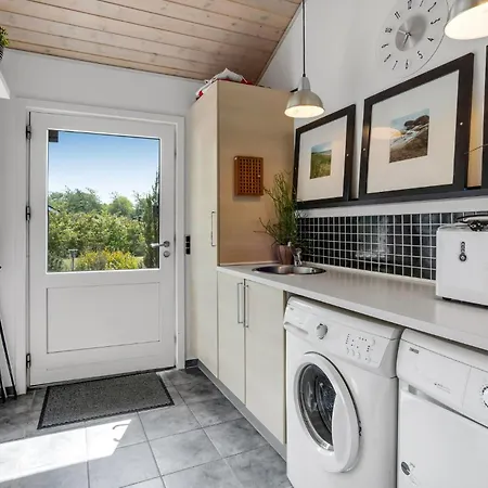 Ferienhaus Amazing In With Kitchen Tarm