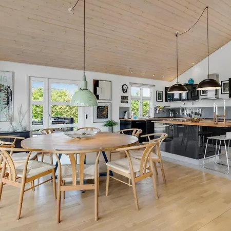Ferienhaus Amazing In With Kitchen Tarm