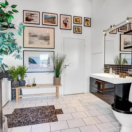 Ferienhaus Amazing In With Kitchen